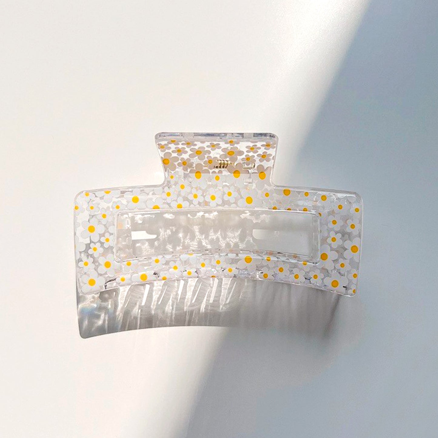 Daisies Acrylic Hair Claw Clip