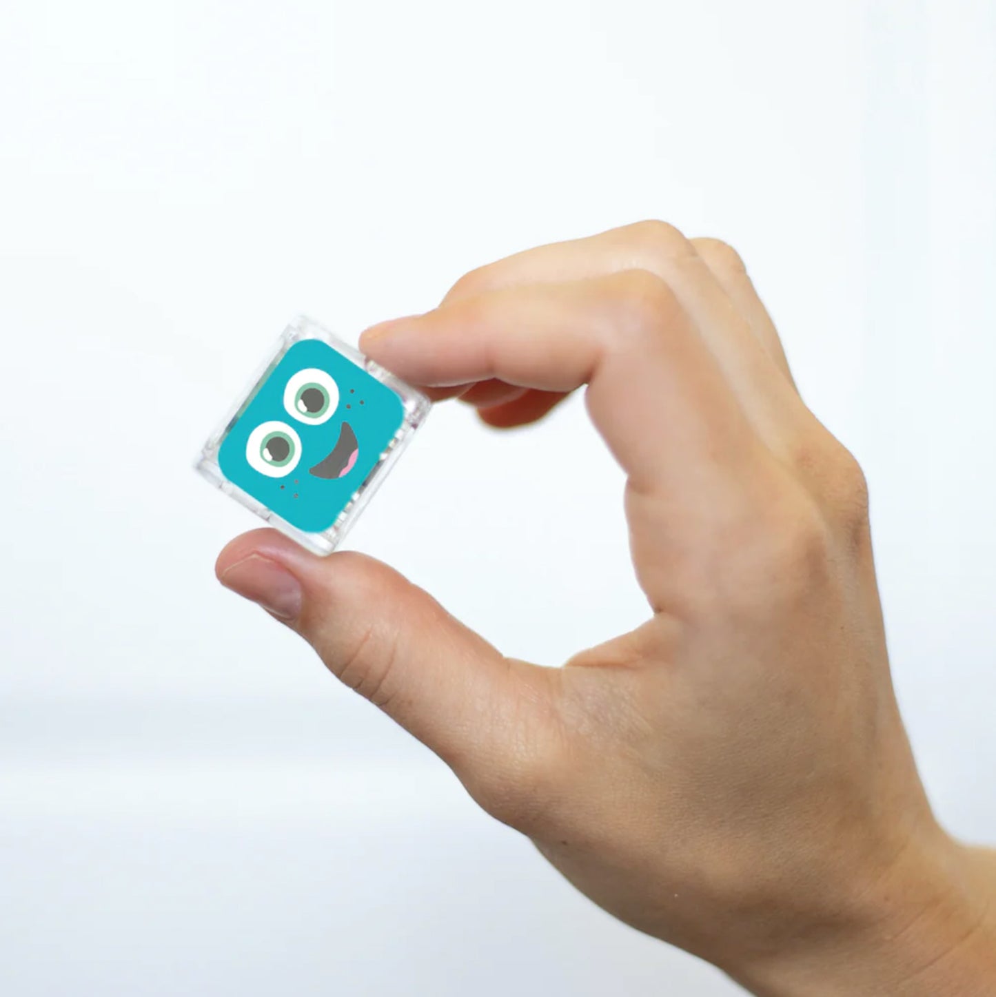 Glo Pals Water Activated Light-Up Cubes - Blair (Blue)
