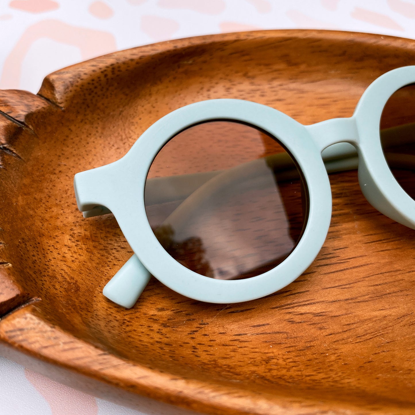 Alex Retro Round Sunglasses