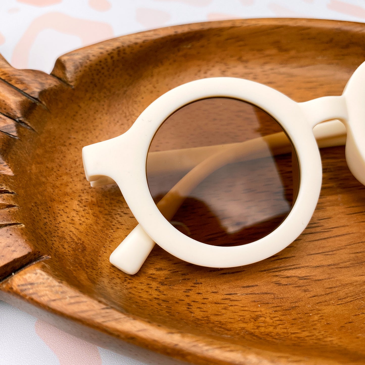 Alex Retro Round Sunglasses