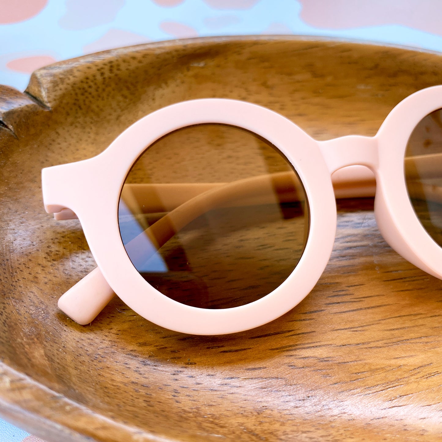 Alex Retro Round Sunglasses