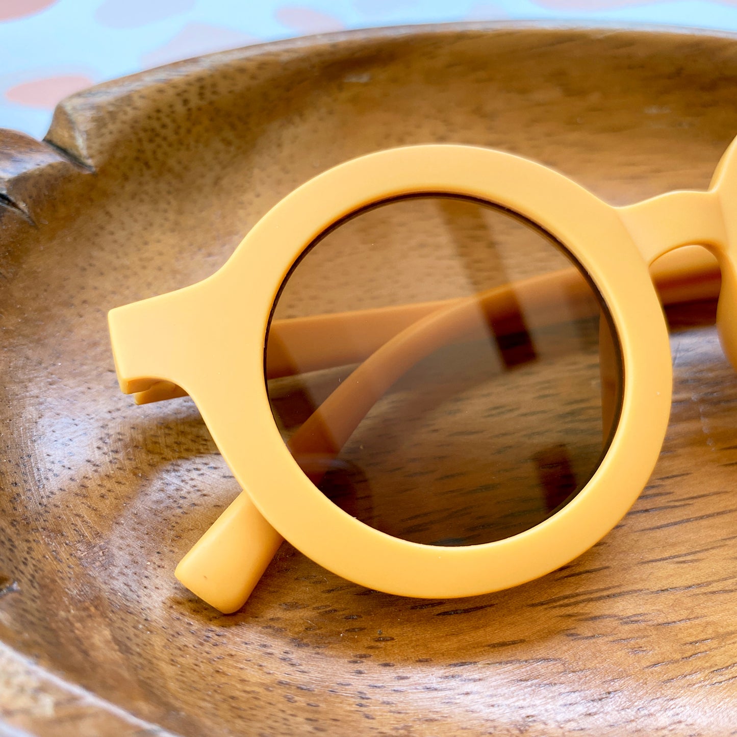 Alex Retro Round Sunglasses